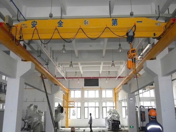 Cầu Trục Dầm Đơn Chạy Điện Kiểu LD