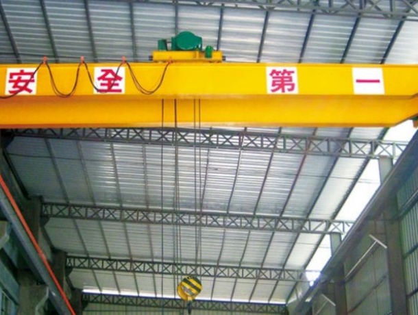 Cầu Trục Dầm Đôi Pa Tơ Điện Kiểu LH